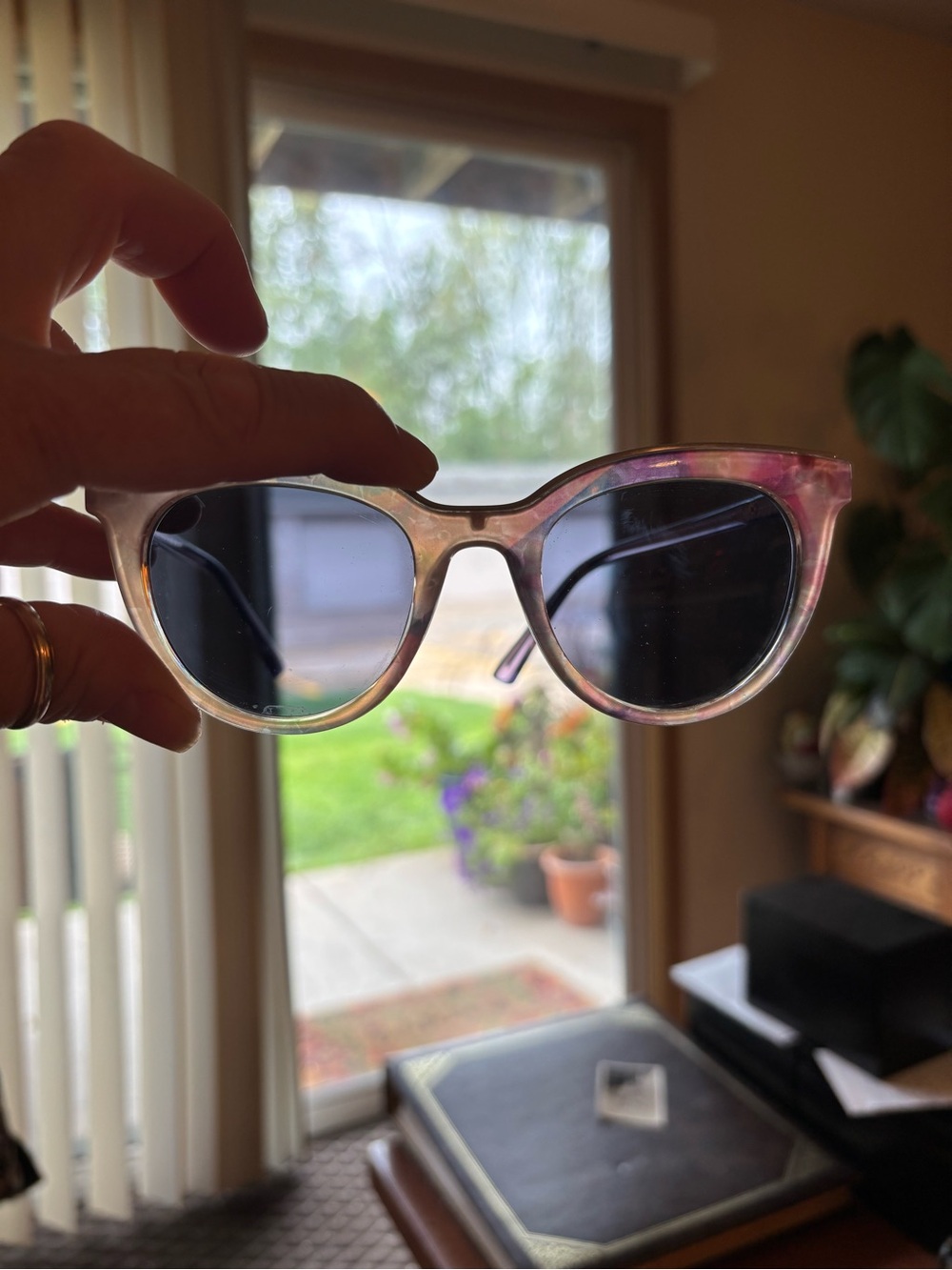 Prive Revaux "The Kiki" Polarized Sunglasses in the Rainbow Tie Dye colorway - Picture 4 of 7
